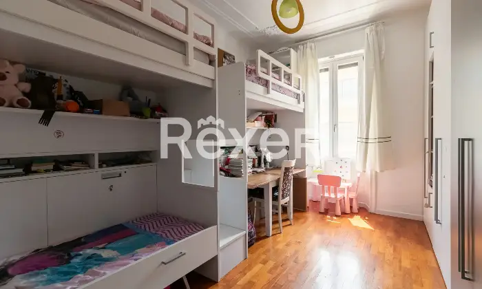 Rexer-Milano-Ampio-appartamento-ristrutturato-di-mq-con-cantina-e-possibilit-box-Altro