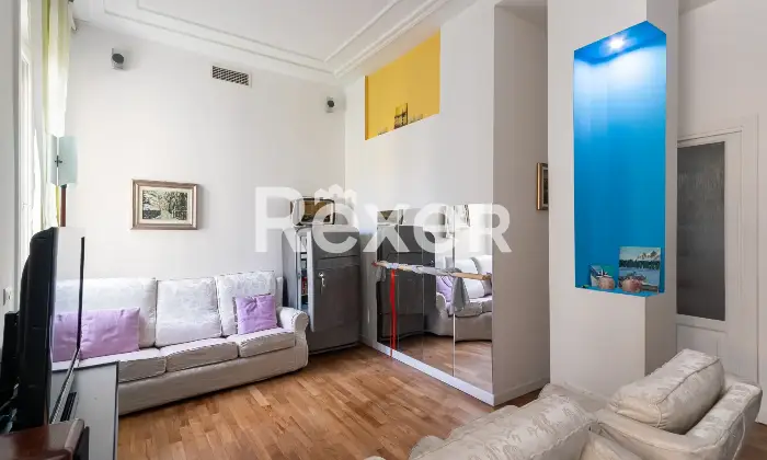 Rexer-Milano-Ampio-appartamento-ristrutturato-di-mq-con-cantina-e-possibilit-box-Altro