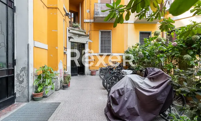 Rexer-Milano-Ampio-appartamento-ristrutturato-di-mq-con-cantina-e-possibilit-box-Altro