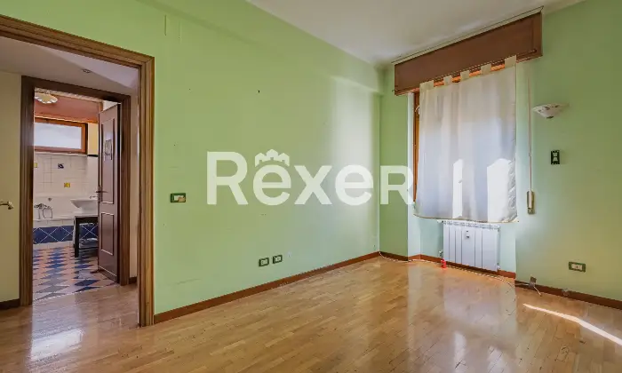 Rexer-Roma-TALENTI-ADA-NEGRI-silenzioso-appartamento-di-mq-con-cantina-e-parcheggio-Altro