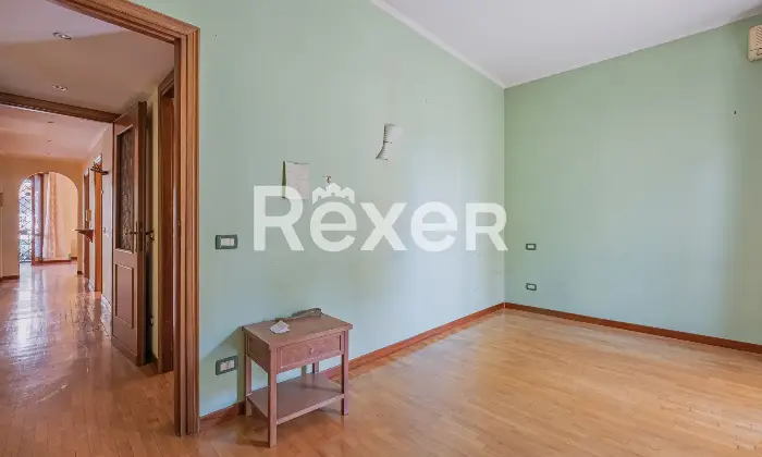 Rexer-Roma-TALENTI-ADA-NEGRI-silenzioso-appartamento-di-mq-con-cantina-e-parcheggio-Altro