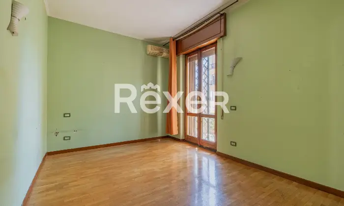 Rexer-Roma-TALENTI-ADA-NEGRI-silenzioso-appartamento-di-mq-con-cantina-e-parcheggio-Altro