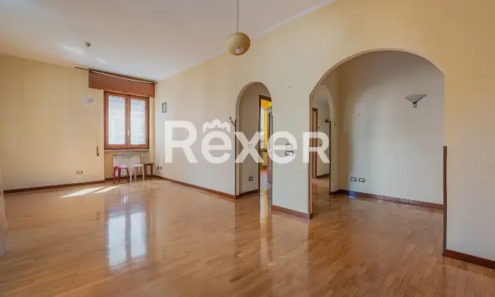 Rexer-Roma-TALENTI-ADA-NEGRI-silenzioso-appartamento-di-mq-con-cantina-e-parcheggio-Altro