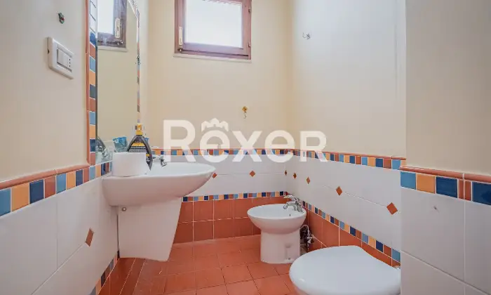 Rexer-Roma-TALENTI-ADA-NEGRI-silenzioso-appartamento-di-mq-con-cantina-e-parcheggio-Altro