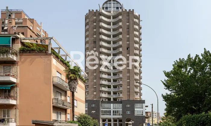 Rexer-Terni-Trilocale-al-sesto-piano-con-terrazzo-balcone-e-box-auto-Altro