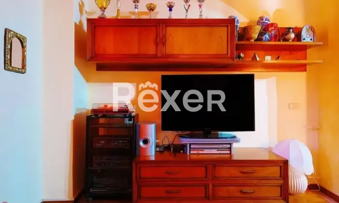 Rexer-Montepulciano-Montepulciano-Ampia-casa-su-due-livelli-con-terreno-edificabile-e-impianto-fotovoltaico-Altro