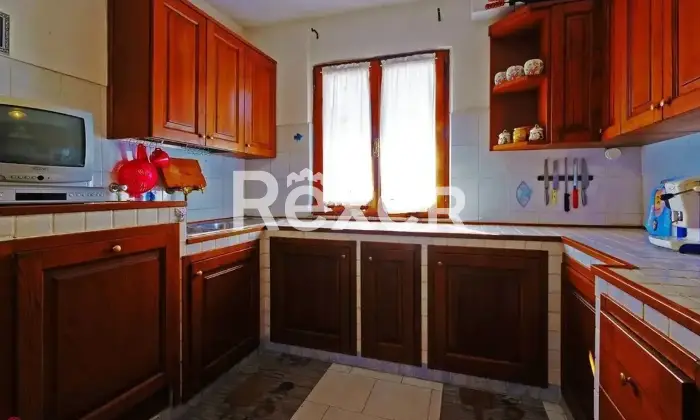 Rexer-Montepulciano-Montepulciano-Ampia-casa-su-due-livelli-con-terreno-edificabile-e-impianto-fotovoltaico-Altro