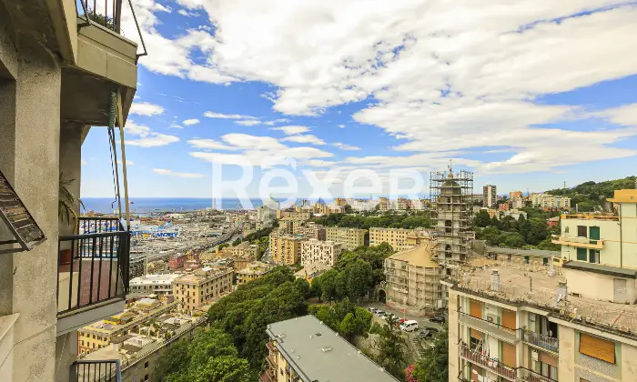 Rexer-Genova-UNICO-APPARTAMENTO-CON-VISTA-STREPITOSA-SULLA-CITTA-Altro