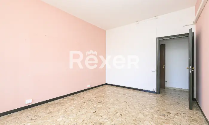 Rexer-Genova-UNICO-APPARTAMENTO-CON-VISTA-STREPITOSA-SULLA-CITTA-Altro