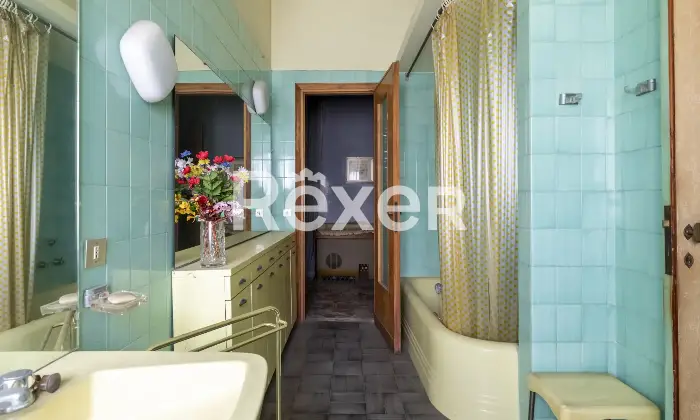 Rexer-Vaprio-dAdda-Ampia-propriet-con-due-unit-abitative-rustico-e-grande-giardino-terrazzato-Altro