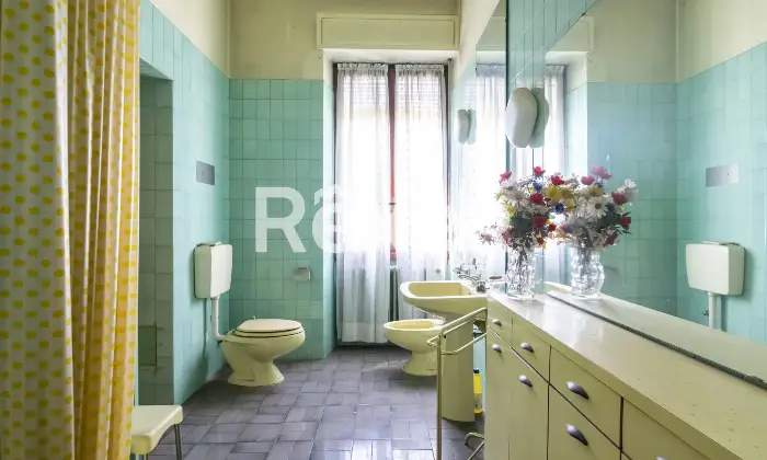 Rexer-Vaprio-dAdda-Ampia-propriet-con-due-unit-abitative-rustico-e-grande-giardino-terrazzato-Altro