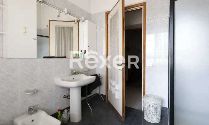 Rexer-Vaprio-dAdda-Ampia-propriet-con-due-unit-abitative-rustico-e-grande-giardino-terrazzato-Altro