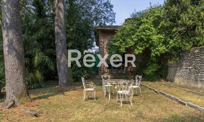 Rexer-Vaprio-dAdda-Ampia-propriet-con-due-unit-abitative-rustico-e-grande-giardino-terrazzato-Altro