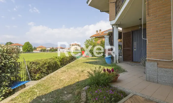 Rexer-Ceretta-porzione-di-villa-bifamiliare-Altro