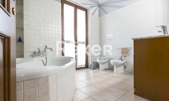 Rexer-Ceretta-porzione-di-villa-bifamiliare-Altro