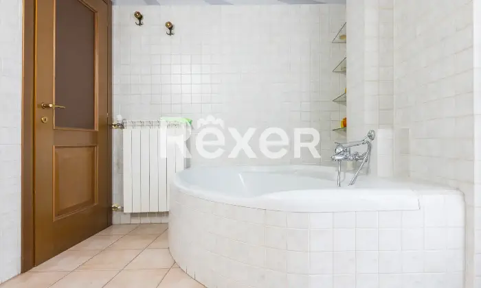 Rexer-Ceretta-porzione-di-villa-bifamiliare-Altro