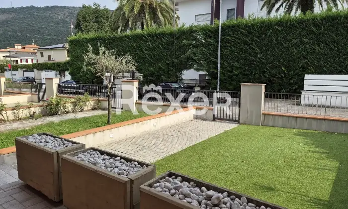 Rexer-Concesio-VILLA-A-SCHIERA-PORZIONE-CENTRALE-Altro