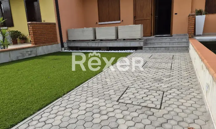 Rexer-Concesio-VILLA-A-SCHIERA-PORZIONE-CENTRALE-Altro