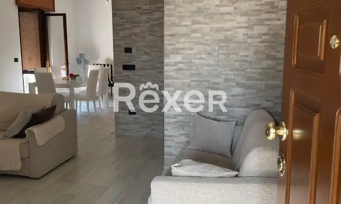 Rexer-Trebisacce-Ampio-appartamento-ristrutturato-con-balcone-perimetrale-e-magazzino-al-piano-terra-Altro