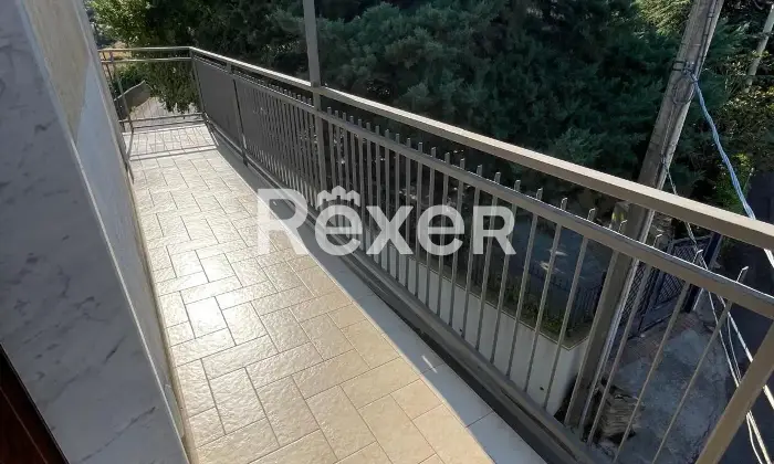 Rexer-Trebisacce-Ampio-appartamento-ristrutturato-con-balcone-perimetrale-e-magazzino-al-piano-terra-Altro