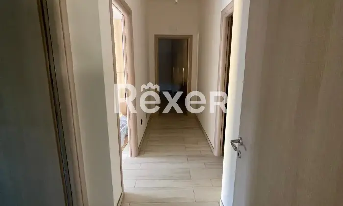 Rexer-Trebisacce-Ampio-appartamento-ristrutturato-con-balcone-perimetrale-e-magazzino-al-piano-terra-Altro