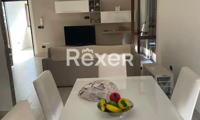 Rexer-Trebisacce-Ampio-appartamento-ristrutturato-con-balcone-perimetrale-e-magazzino-al-piano-terra-Altro