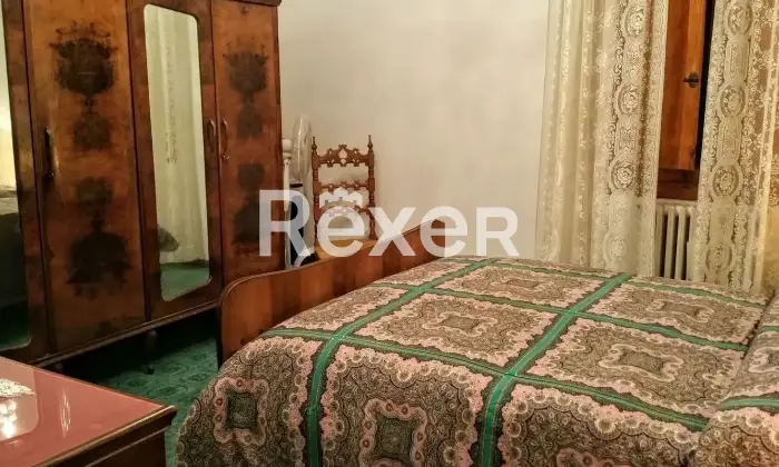 Rexer-Reggello-Tosi-Opportunit-dinvestimento-con-appartamento-e-fondo-commerciale-locato-Altro