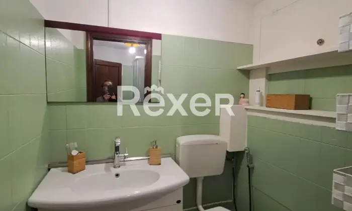 Rexer-Massa-Vendesi-villa-con-giardino-e-vigneto-Via-Grottini-Massa-MS-Altro