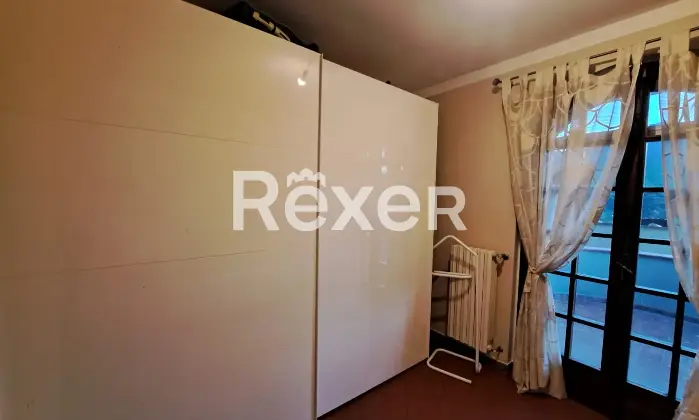 Rexer-Massa-Vendesi-villa-con-giardino-e-vigneto-Via-Grottini-Massa-MS-Altro