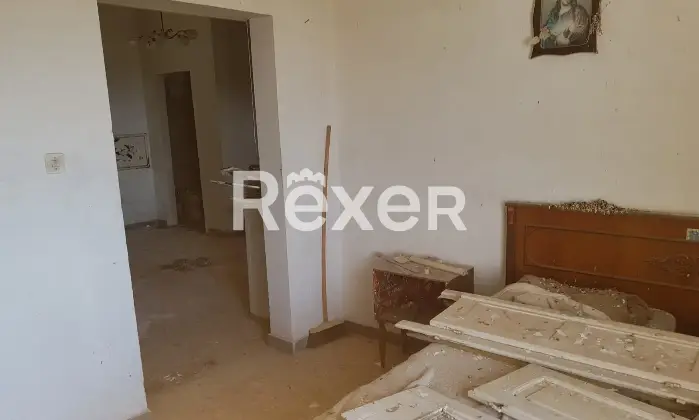Rexer-Villa-Castelli-Vendesi-casa-indipendente-su-tre-livelli-Via-Vito-Santoro-Villa-Castelli-BR-Altro