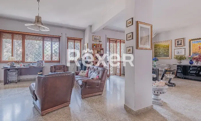 Rexer-Roma-Vendesi-appartamento-Via-Gradoli-Altro
