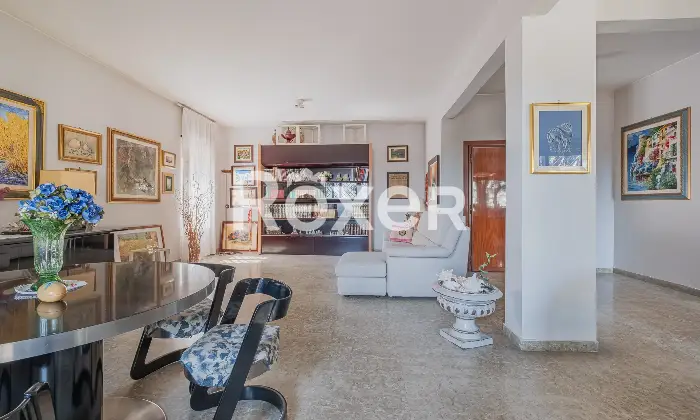 Rexer-Roma-Vendesi-appartamento-Via-Gradoli-Altro