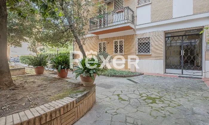 Rexer-Roma-Vendesi-appartamento-Via-Gradoli-Altro