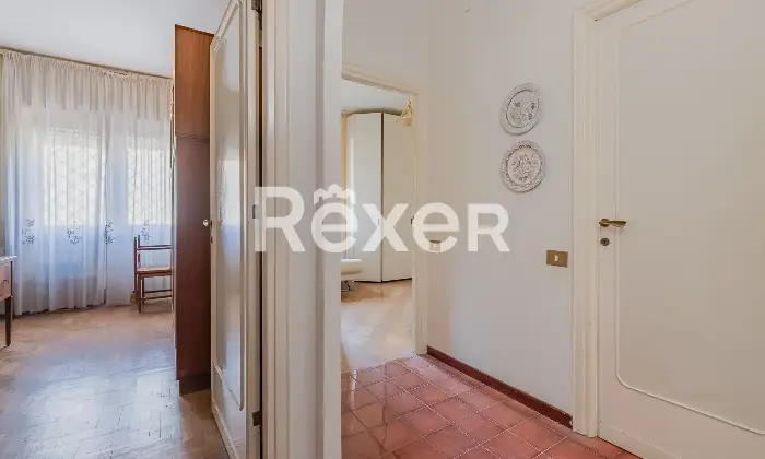 Rexer-Roma-Vendesi-appartamento-Via-Gradoli-Altro
