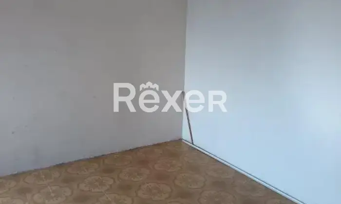 Rexer-Alessandria-Ampio-appartamento-di-mq-al-penultimo-piano-con-tre-balconi-box-auto-e-vista-aperta-Altro