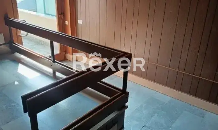 Rexer-Alessandria-Ampio-appartamento-di-mq-al-penultimo-piano-con-tre-balconi-box-auto-e-vista-aperta-Altro