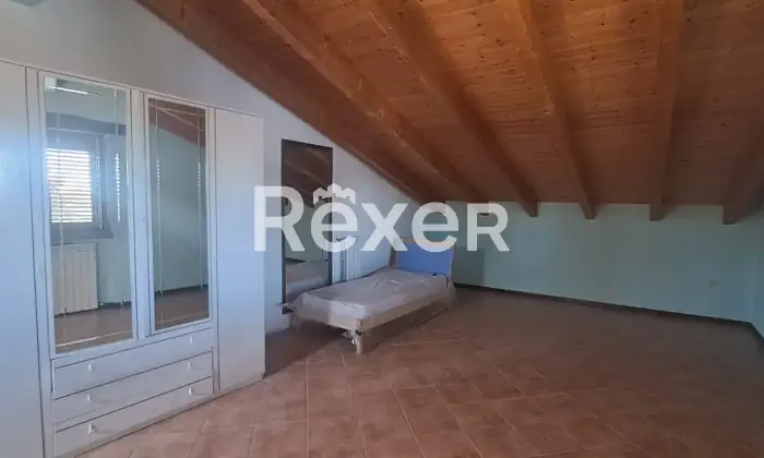 Rexer-Caresanablot-Villa-in-zona-residenziale-di-prestigio-Altro