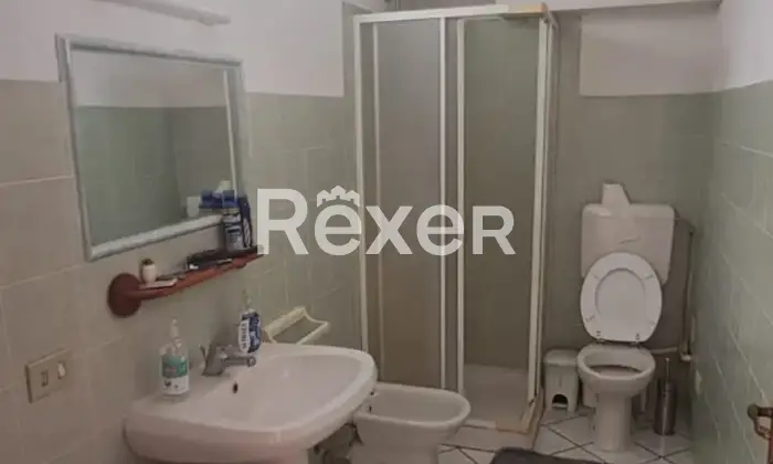 Rexer-Caresanablot-Villa-in-zona-residenziale-di-prestigio-Bagno