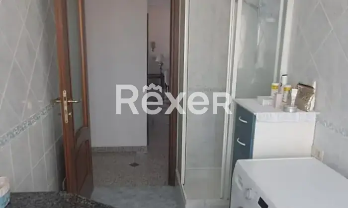 Rexer-Caresanablot-Villa-in-zona-residenziale-di-prestigio-Bagno