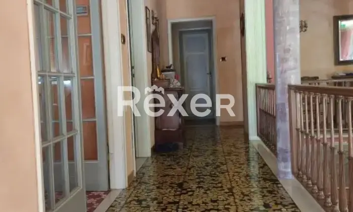 Rexer-Lucca-Vendesi-casa-indipendente-con-ampio-giardino-Via-Sarzanese-SantAnna-Lucca-Altro