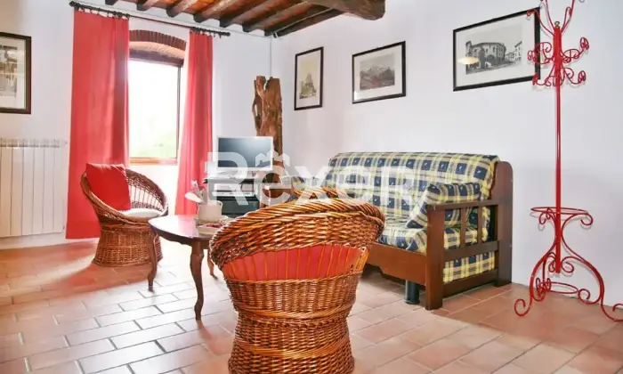 Rexer-Pescaglia-Antico-Palazzo-con-Piscina-e-Giardino-in-Vendita-a-Colognora-Pescaglia-Altro