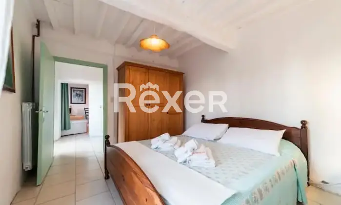 Rexer-Pescaglia-Antico-Palazzo-con-Piscina-e-Giardino-in-Vendita-a-Colognora-Pescaglia-Altro