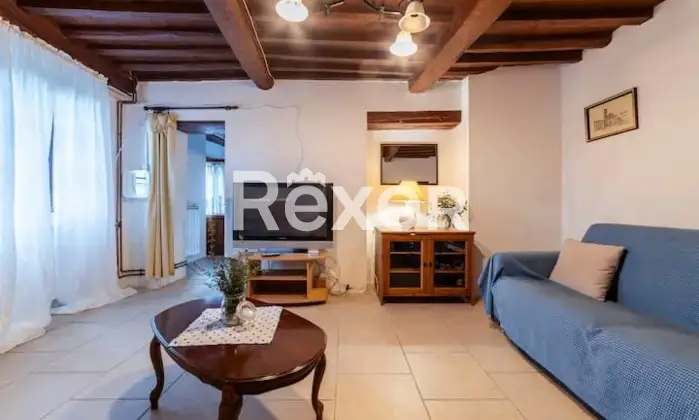 Rexer-Pescaglia-Antico-Palazzo-con-Piscina-e-Giardino-in-Vendita-a-Colognora-Pescaglia-Altro