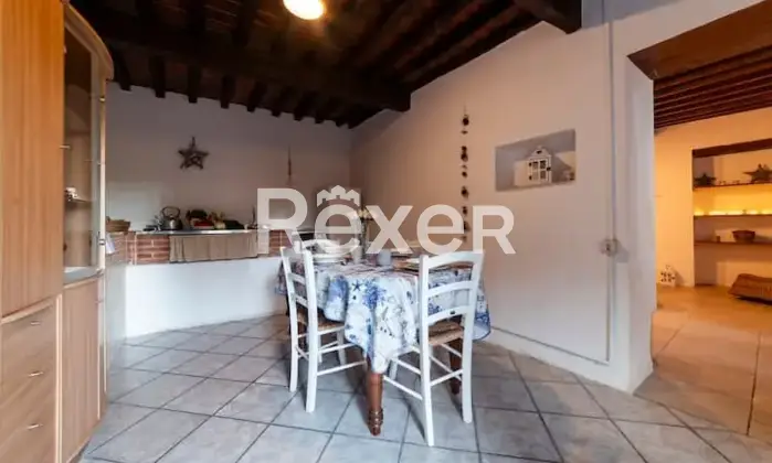 Rexer-Pescaglia-Antico-Palazzo-con-Piscina-e-Giardino-in-Vendita-a-Colognora-Pescaglia-Altro
