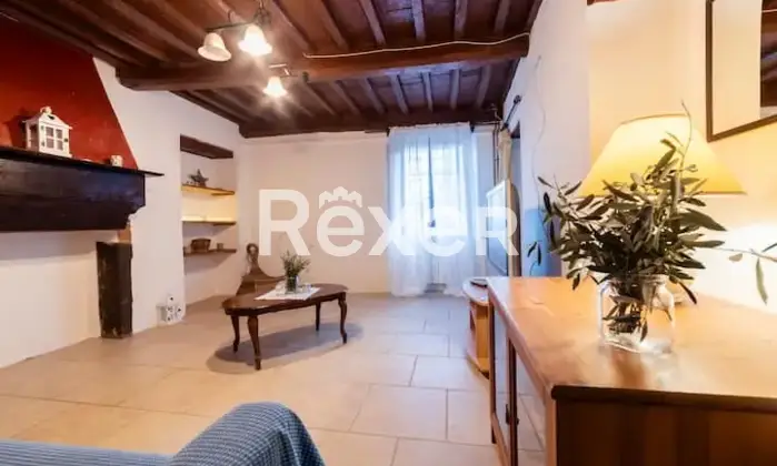 Rexer-Pescaglia-Antico-Palazzo-con-Piscina-e-Giardino-in-Vendita-a-Colognora-Pescaglia-Altro