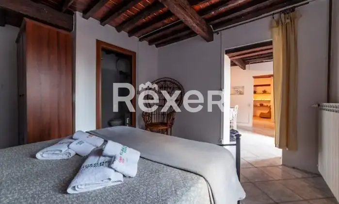 Rexer-Pescaglia-Antico-Palazzo-con-Piscina-e-Giardino-in-Vendita-a-Colognora-Pescaglia-Altro