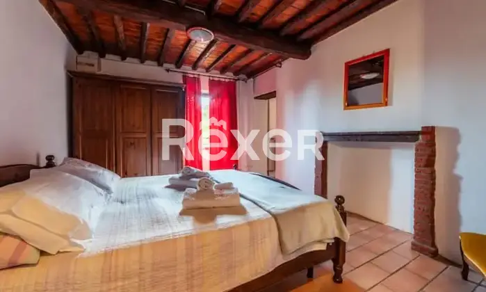 Rexer-Pescaglia-Antico-Palazzo-con-Piscina-e-Giardino-in-Vendita-a-Colognora-Pescaglia-Altro