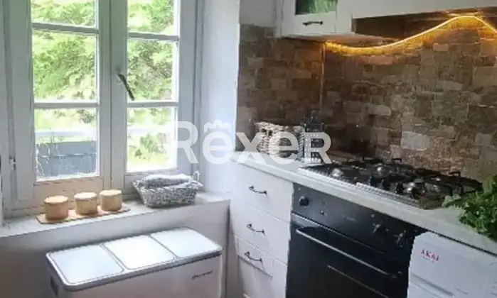 Rexer-Pescaglia-Antico-Palazzo-con-Piscina-e-Giardino-in-Vendita-a-Colognora-Pescaglia-Cucina