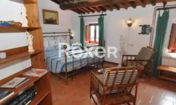 Rexer-Pescaglia-Antico-Palazzo-con-Piscina-e-Giardino-in-Vendita-a-Colognora-Pescaglia-Altro