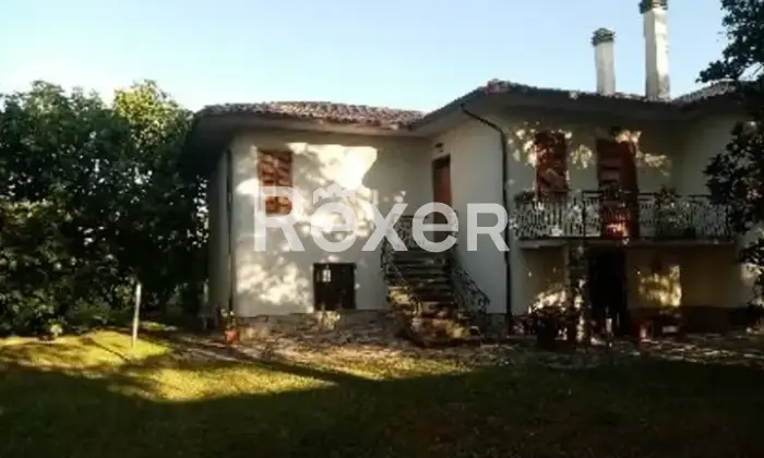 Rexer-Gualdo-Cattaneo-Gualdo-Cattaneo-Villetta-bifamiliare-con-giardino-privato-e-ingresso-indipendente-Altro
